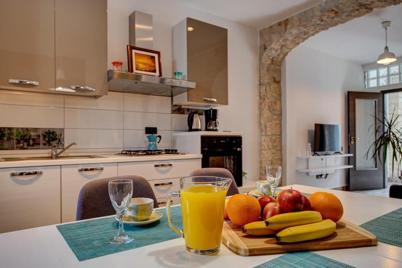 Apartment Laura With Terrace 보드냔 외부 사진